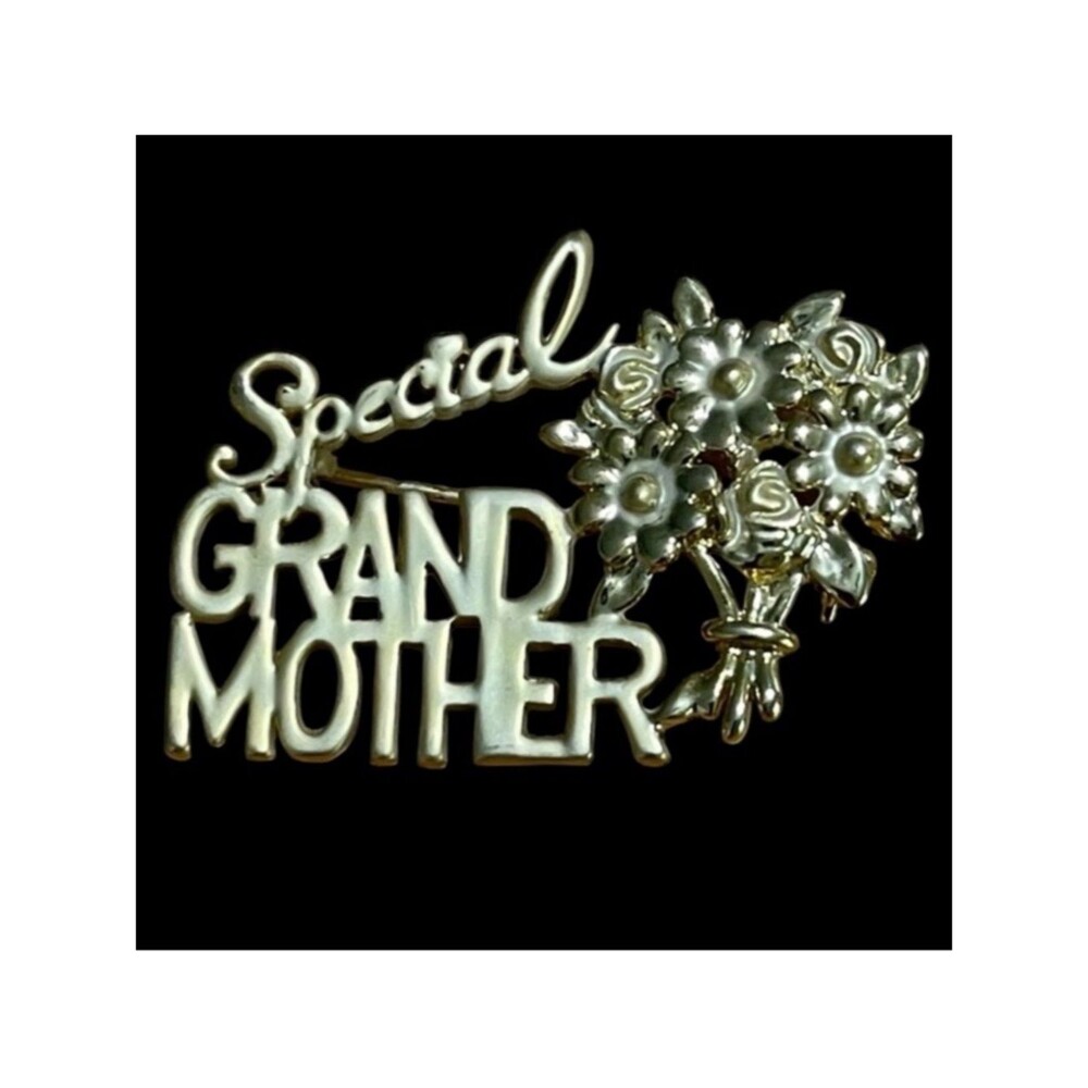 Vintage Danecraft Special Grandmother Flower Bouquet Gold Tone Brooch Pin Gift
